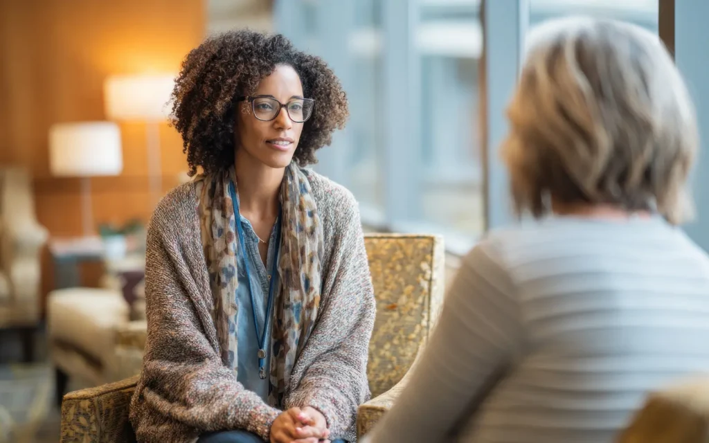 Familarity-in-Los-Angeles-therapy A therapist welcoming a returning client after some time away from therapy