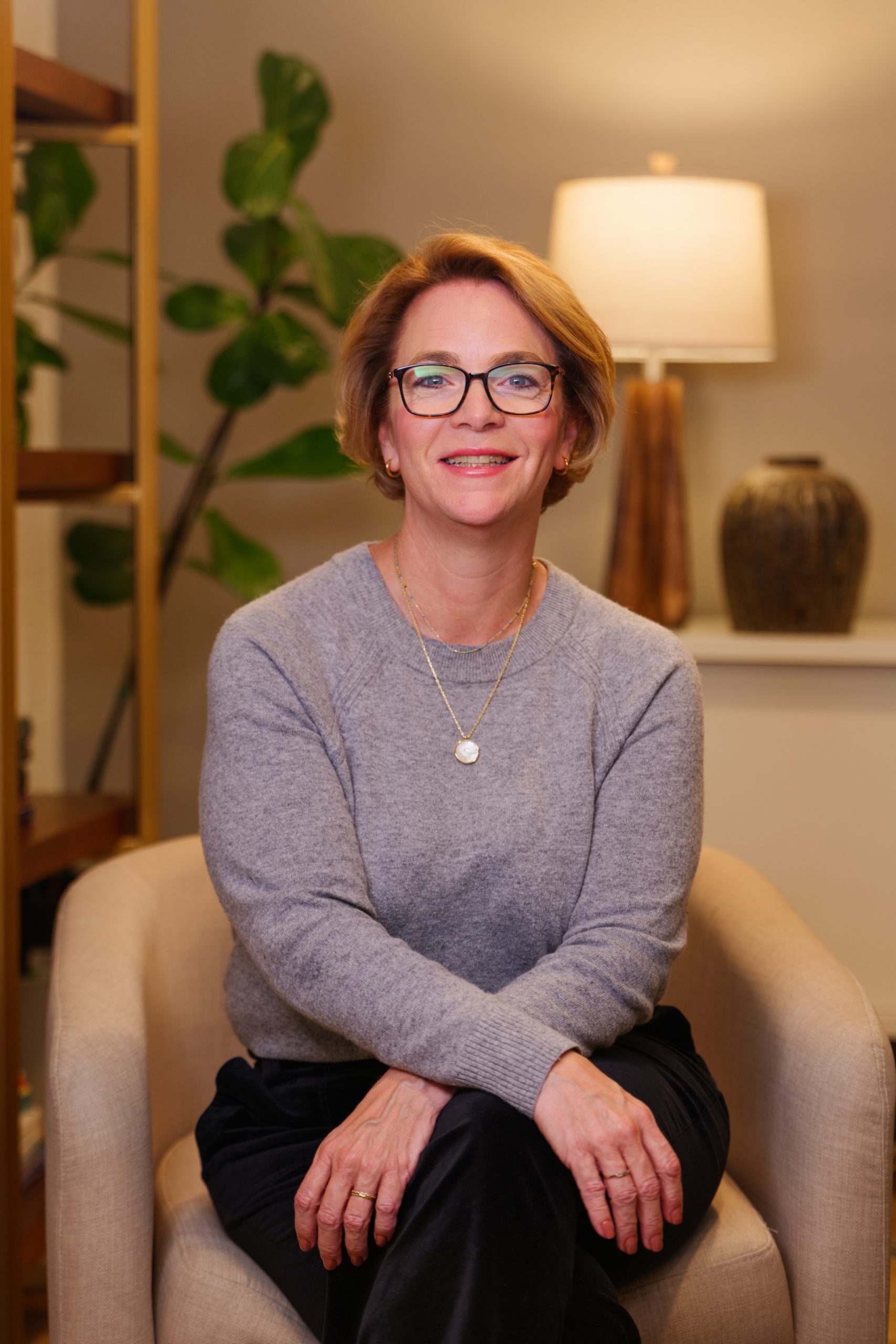 Samantha Lam LMFT — EFT and Brainspotting Therapist in Los Angeles